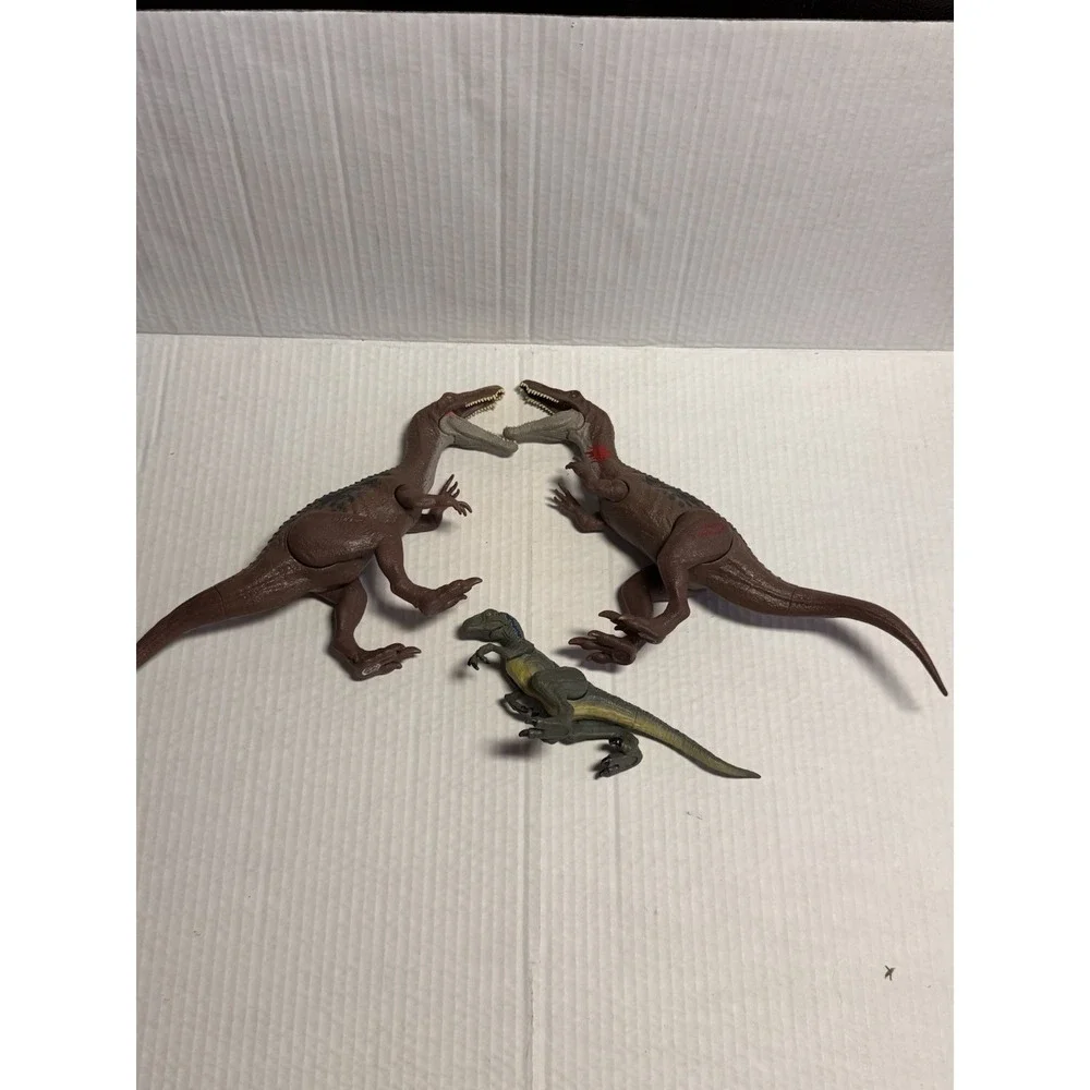 jurassic world toys  3 lot Baryonyx Qty 2 And Attack Pack Velociraptor